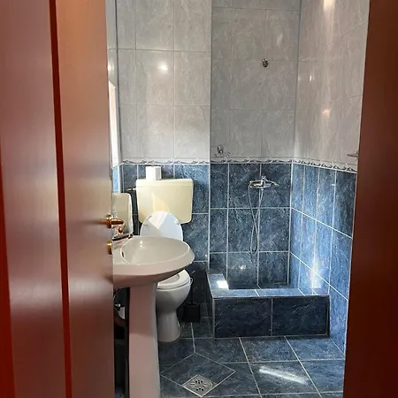 Apartament Laguna בית הארחה